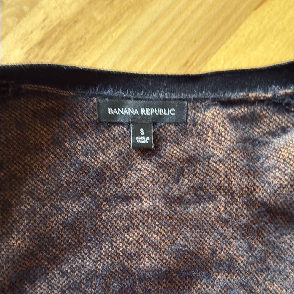 Banana Republic Brown and Black Sweater